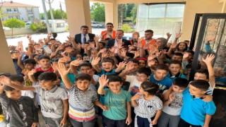MAGİNDERden öğrencilere kırtasiye desteği