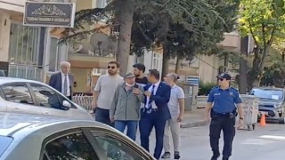 Mahalleyi havaya uçuracak yakıt dolu notunu bırakıp kendini eve kilitleyen şahıs ikna edildi