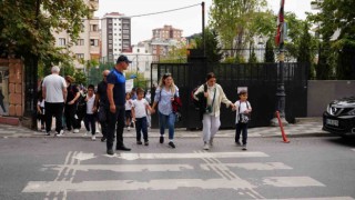 Maltepede zabıtayla okullar daha güvenli