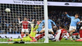 Manchester City, Arsenal karşısında son dakikada 1 puan aldı