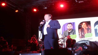 Melek Mosso, Mustafa Taş ve İhsan Eş, Mutta hayranlarıyla buluştu
