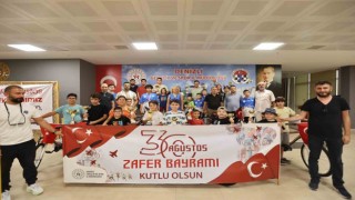 Merkezefendi Zafer Turnuvalarında şampiyonlar ödülendirildi