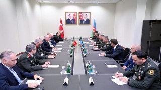 Milli Savunma Bakan Güler, Azerbaycan Savunma Bakanı Hasanov ile bir araya geldi