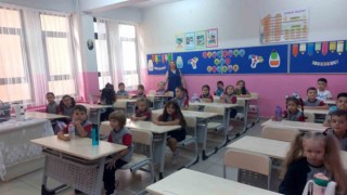 Minikler için ilk ders zili çaldı