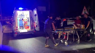 Motosiklete çarpmamak için direksiyonu kırınca refüje çarparak takla attı: 1 yaralı