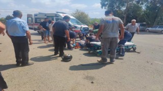 Motosikletle araç çarpıştı: 1 yaralı