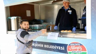Muğla Büyükşehirden Üniversite öğrencilerine sıcak çorba
