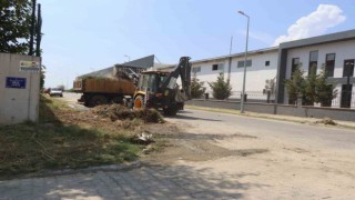 Nazilli Belediyesi temizlik çalışmalarını sürdürüyor