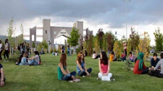 Niğdede Üniversite Öğrencilerine Avrupada Gönüllülük ve Staj Hareketliliği İmkanı