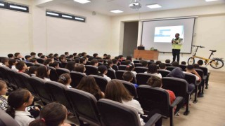 Okullarda Temel Trafik ve Bisiklet Kültürü semineri veridi