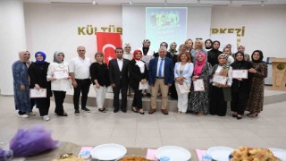 Osmangazide Diksiyon Atölyesini tamamlayan kursiyerler sertifikalarını aldı