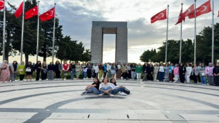 Osmaniyeli Gençler Çanakkale’de Şehitlik Ziyareti Yaptı