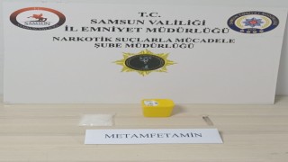 Otel odasında uyuşturucuyla yakalandı