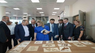 Özel bireylerin ahşaptan yaptıkları ürünler görücüye çıktı