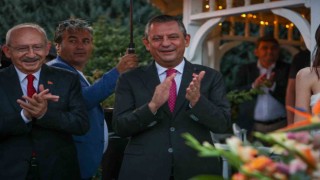 Özel ve Kılıçdaroğlu birlikte nikah şahidi oldu