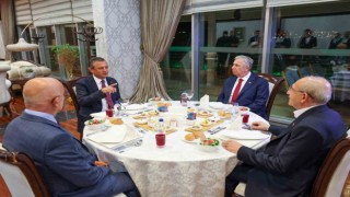 Özgür Özel, Kemal Kılıçdaroğlu ile bir araya geldi