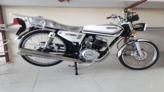Park halindeki motosiklet çalındı