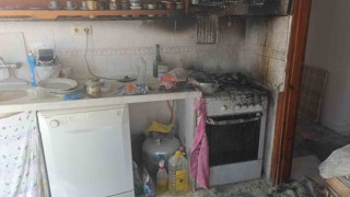 Patates kızartırken ocakta unutulan tava yangına neden oldu