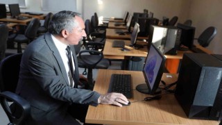 Patnos Meslek Yüksekokuluna bilgisayar laboratuvarı
