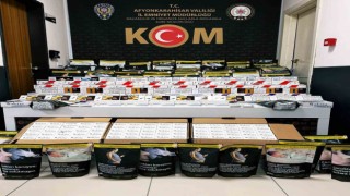 Polisten kaçak makaron ve tütün operasyonu