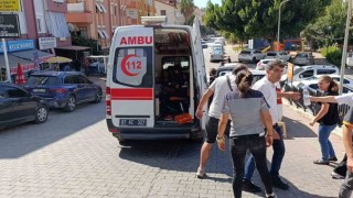 Rampa aşağı hareket eden aracı durdurmak isterken hastanelik oldu
