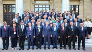 Rektör Hacımüftüoğlu, YÖKün 2030 vizyonun konuşulduğu toplantıya katıldı