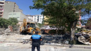 Risk teşkil eden metruk yapılara geçit yok