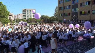 Şahinkaya Kolejinde ilk ders zili coşkusu