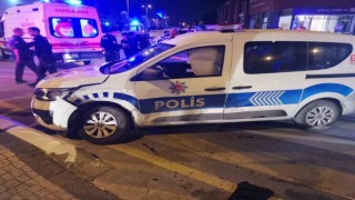 Sakaryada ‘dur ihtarına uymayıp kaçtılar, 4 polisin kazada yaralanmasına sebep oldular