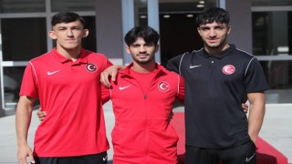 Sakaryalı güreş sporcuları İspanyada bayrağımızı dalgalandıracak