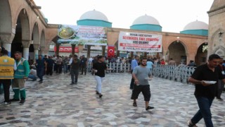 Şanlıurfada 10 bin kişiye tirit ikramı