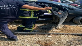 Şarampole yuvarlanan otomobilin sürücüsü yaralandı