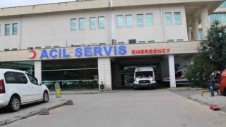 Sataştığı belediye işçisini sırtından bıçakladı