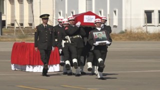 Şehit Onur Çapanın naaşı Gaziantepten Ispartaya uğurlandı