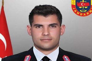 Şehit Uzman Çavuş Mehmet Aykanat Kadirli'de Son Yolculuğuna Uğurlanıyor