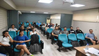 Şehzadeler Belediyesi kız voleybol takımları yeni sezona hazır