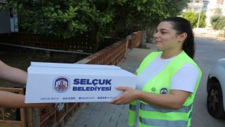 Selçukta çocukların beslenme çantalarına destek