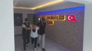 Silahla oynarken kazara ağabeyini öldüren kardeş tutuklandı