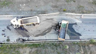 Şilede iki hafriyat kamyonu çarpıştı: 1 ölü, 1 yaralı