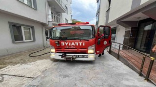 Sinopta bir evin balkonunda korkutan yangın
