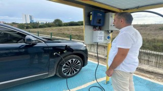 Sinopta güneş panellerinden elektrikli şarj istasyonu