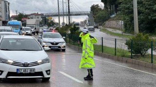 Sinopta trafik kazası: 4 yaşında çocuk yaralandı