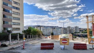 Site inşaatında ihmal iddiası: Önlem alınmadan başlanan çalışmalarda yol ve apartman bahçesinde çökmeler yaşandı