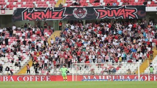 Sivasspor - Başakşehir maçının biletleri satışa çıktı