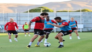 Sivasspor günü çift idmanla tamamladı