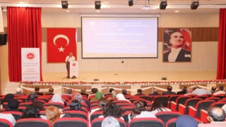 Sivasta Peygamberimiz ve Şahsiyet İnşası konferansı düzenlendi
