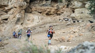 Sporcular, Mersinin antik tarihi ve eşsiz doğasında koştu