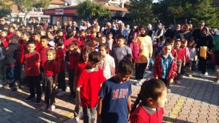Sungurluda 6 bin 336 öğrenci için ilk ders zili çaldı