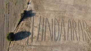 Traktörüyle tarlaya Funda Ararın ismini yazmıştı, ikili bir araya geldi
