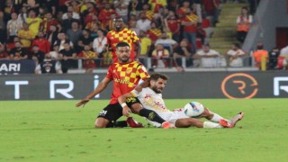 Trendyol Süper Lig: Göztepe:2 - Kayserispor:0 (İlk yarı)